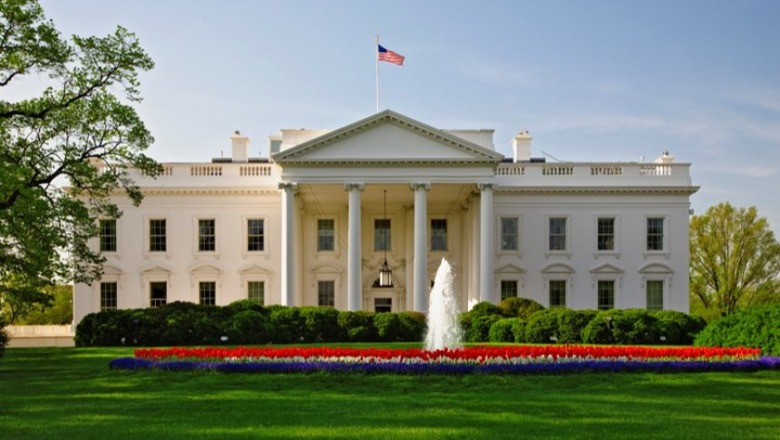 Shtëpia e Bardhë: SHBA në bisedime për të dërguar zyrtarë të lartë në Ukrainë, vendim ende larg finalizimit