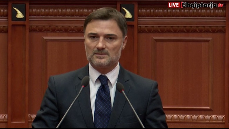 Alibeaj-Ramës: I detyron këta si dele të shkruajnë emra në zarfe, ne do jua grisim! Nuk të japim kënaqësinë perverse për të bërë shfaqje