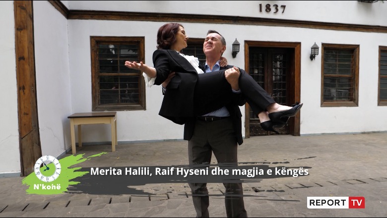 E mori në krahë dhe i kënduan njëri-tjetrit, Merita Halili dhe Raif Hyseni ekskluzivisht në “N’kohë”: Në qershor vijmë për koncertin recital (VIDEO)