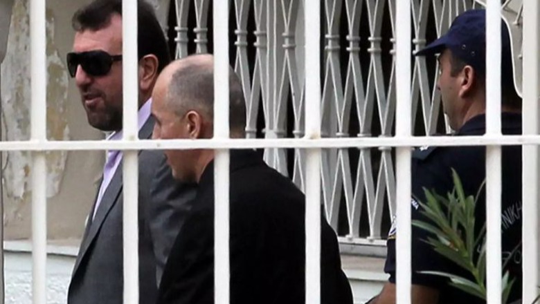 Ekzekutuan në sytë e familjarëve ‘kokën’ e mafias greke, si shqiptarët porositën nga burgu eliminimin e 55-vjeçarit 