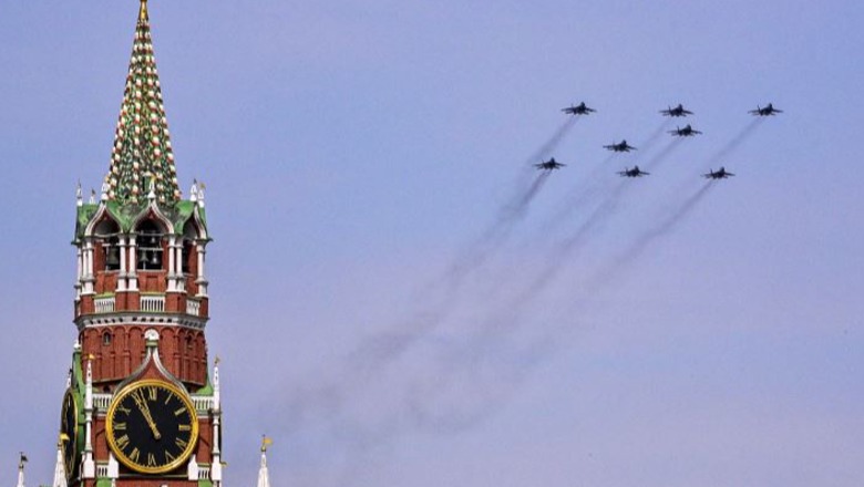 Anulohet shfaqja ajrore në Sheshin e Kuq, zëdhënësi i Kremlinit: Shkak kushtet e motit