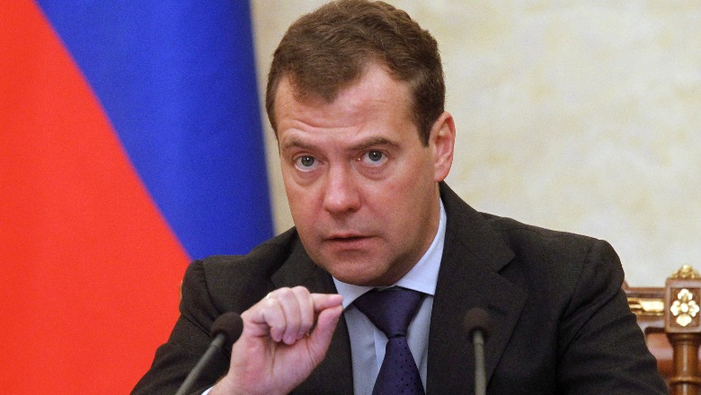 Medvedev: Nuk na intereson nëse G7 nuk i njeh kufijtë e rinj