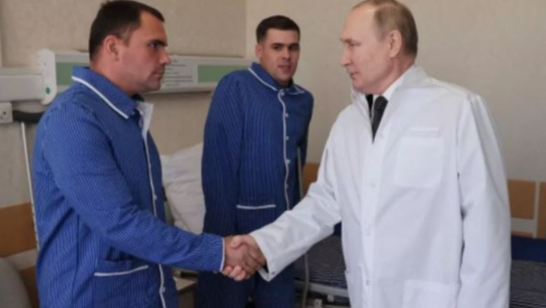 Putin viziton për herë të parë të plagosurit e luftës në Ukrainë