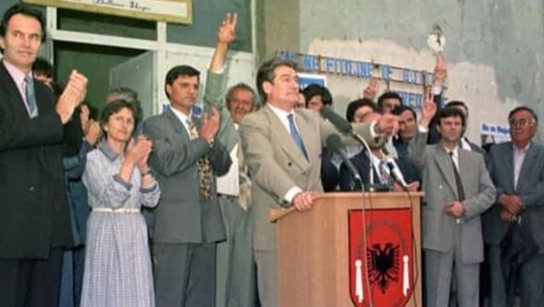26 maji, dita kur Berisha dënoi me 'vdekje' zgjedhjet e lira në Shqipëri (kujtesë për foltoristët)