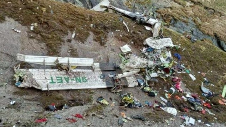 Humbi dje kontaktin me kullën ajrore, lokalizohet vendi i rrëzimit të avionit në Nepal, gjenden 14 trupa vazhdon kërkimi për të tjerët