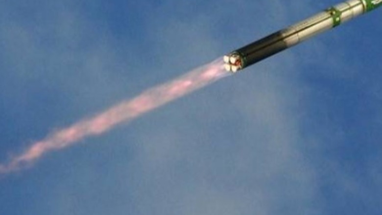 Rusia lëshon 5 raketa lundrimi drejt Kievit