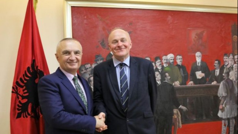 “100 vjet marrëdhënie Britani-Shqipëri”, Presidenti Meta takim me ish-deputetin Grogan: I lumtur të prisja një mik të shkëlqyer të vendit tonë