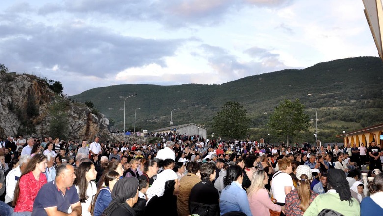 Pelegrinazhi në Kishën e Shna Ndout, Rama: Të dëgjohen dëshirat dhe lutjet për të gjithë pelegrinët nga Shqipëria dhe diaspora