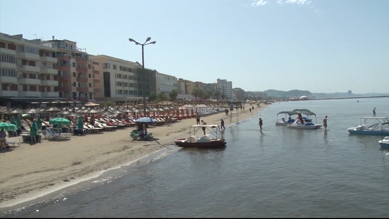 Sezoni veror gjen sërish Durrësin pa rojë në plazhe, drejtori i agjencisë së bregdetit: Task-Forcë në terren
