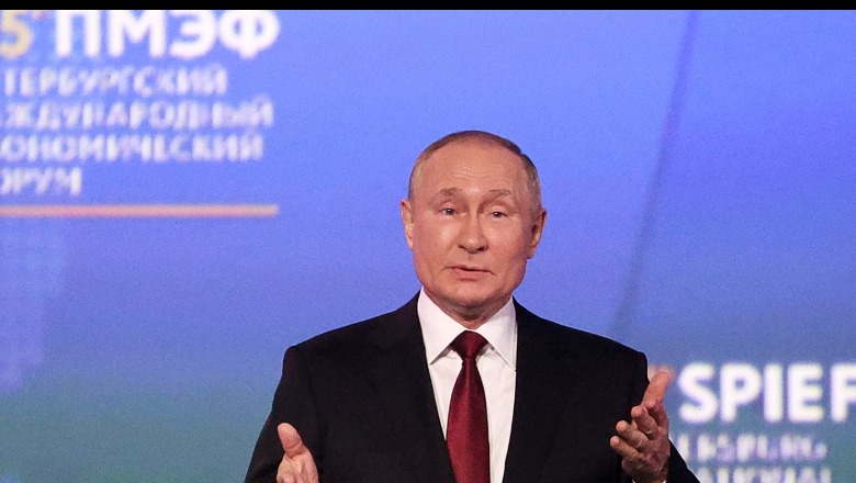 Putin mbron pushtimin e Ukrainës dhe kritikon ashpër Perëndimin