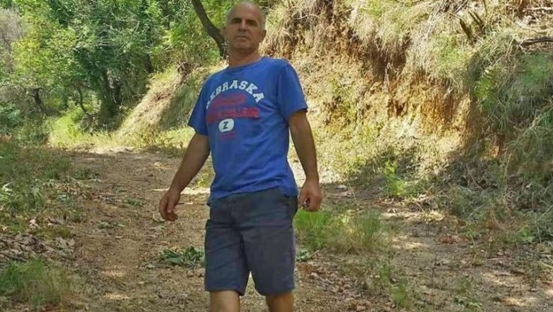 Vrau me thikë bashkëshorten në Greqi, zbardhet dëshmia e 53 vjeçarit: Isha i dehur! Po ziheshim, mora thikën dhe e qëllova