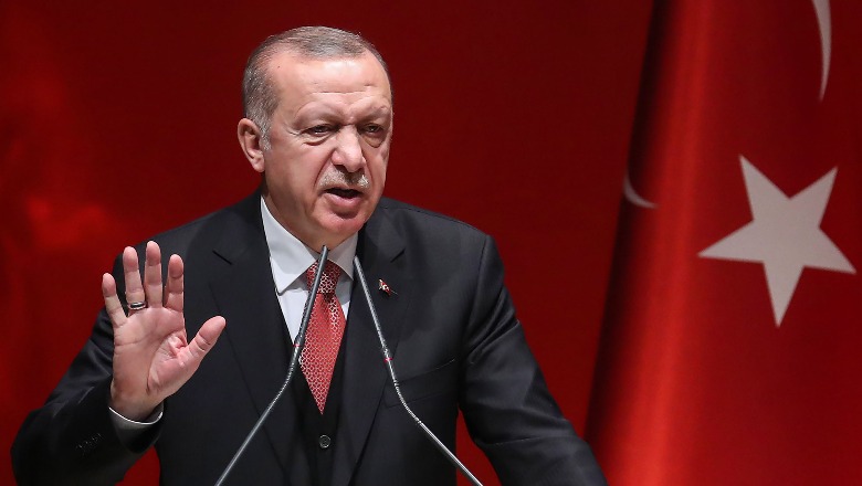 Erdogan paralajmëron: Turqia nuk dëshiron të hyjë në luftë me Greqinë, por do të vazhdojë t'i përgjigjet shkeljeve ajrore