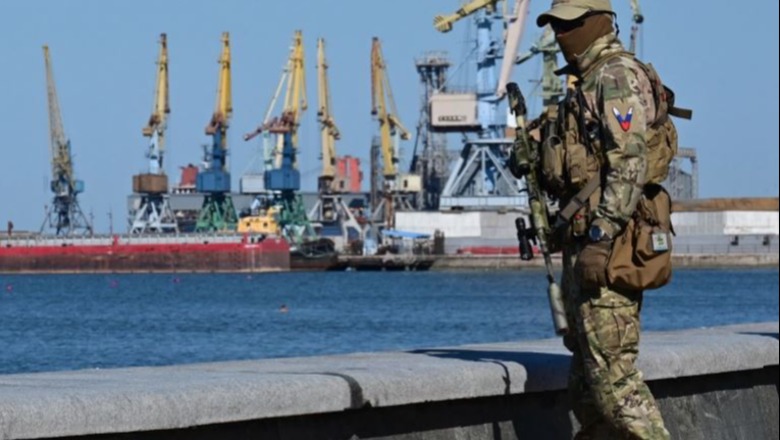 Ukraina i kërkon Turqisë të ndalojë anijet e mallrave me flamuj rus 