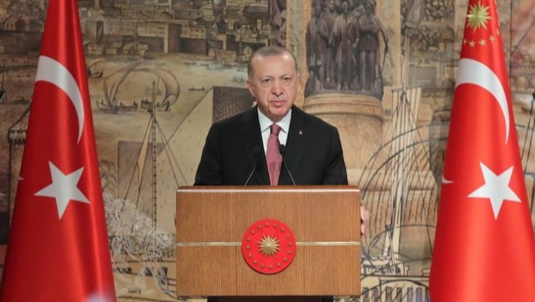Erdogan: Ditë historike, makthi i urisë në botë u shmang
