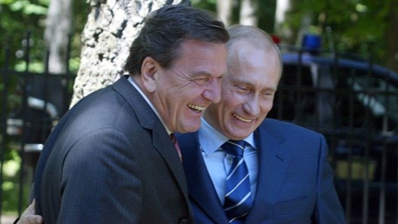 Ish-kancelari gjermane dhe miku i Putinit: Shpresa për një armëpushim mes Rusisë dhe Ukrainës