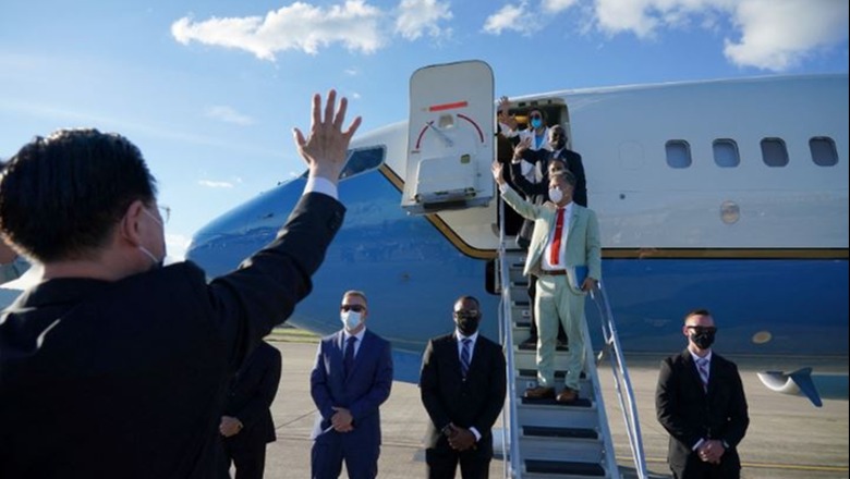 Pelosi përfundon udhëtimin historik, premton se Shtetet e Bashkuara nuk do ta “braktisin” Tajvanin