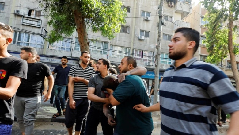 Izraeli sulmon Gazën ndërsa tensionet përshkallëzohen