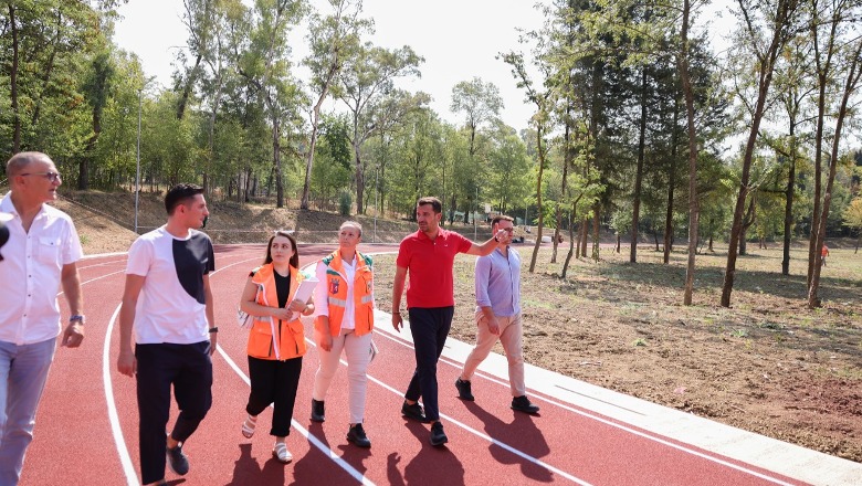 Në Tiranë hapet gara për transformimin e Pallatit të Sportit 'Asllan Rusi' dhe stadiumit 'Selman Stermasi'