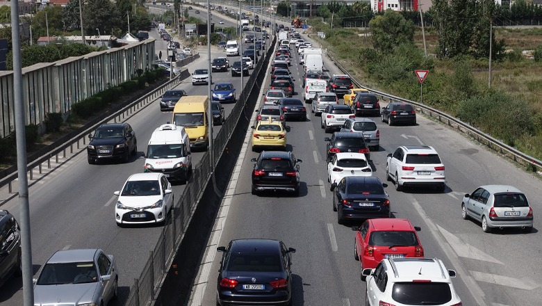 Trafiku është shtuar, por Shqipëria kishte numrin më të ulët të makinave për banorë në Europë edhe në 2021
