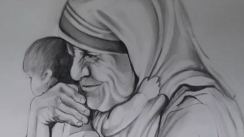 Shenjtërimi i Nënë Terezës, Ministrja e Arsimit mesazh të ndjerë për mësuesit dhe nxënësit me fjalët shenjtores