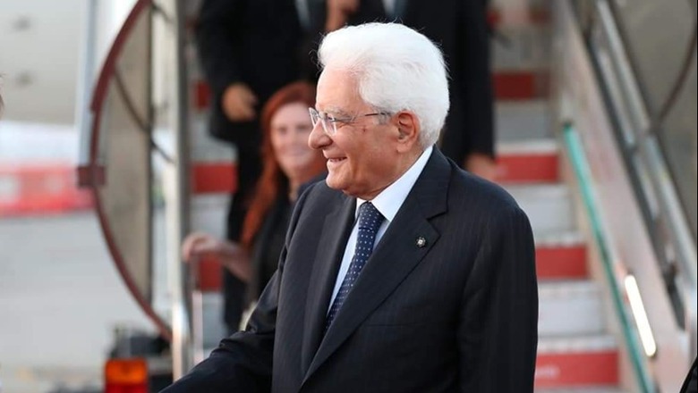 Presidenti italian Sergio Mattarella mbërrin në Tiranë, pritet në Rinas nga Ministrja e Arsimit