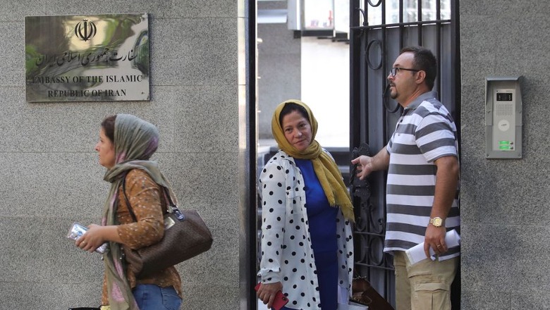 FOTOGALERIA/ Ja iranianët e fundit që lanë godinën e ambasadës në Tiranë, kishin vetëm 24 orë kohë
