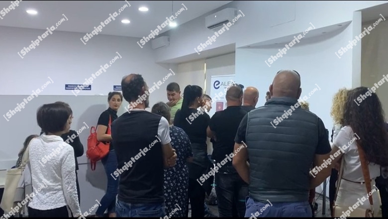 U paralajmërua nga gjendja civile si masë për të rritur sigurinë, në  Vlorë dhe në Korçë zyrat e ALEAT nuk ofrojnë shërbim për aplikim për pasaporta