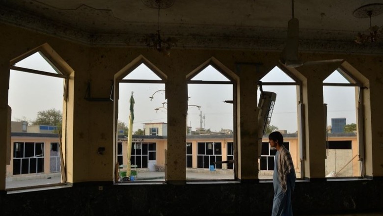 Shpërthime pranë një xhamie në Kabul, 4 persona humbin jetën! 10 të plagosur, policia: Ka ndodhur pas xhumasë