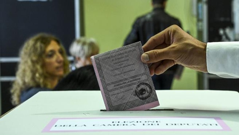 Zgjedhjet në Itali/  Kupon kundër mashtrimit në fletën e votimit, çfarë është dhe pse po e ngadalëson votimin