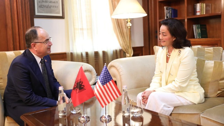 Presidenti Begaj pret ambasadoren e SHBA-ve, Kim: Biseduam për çështje të rëndësishme të bashkëpunimit dypalësh