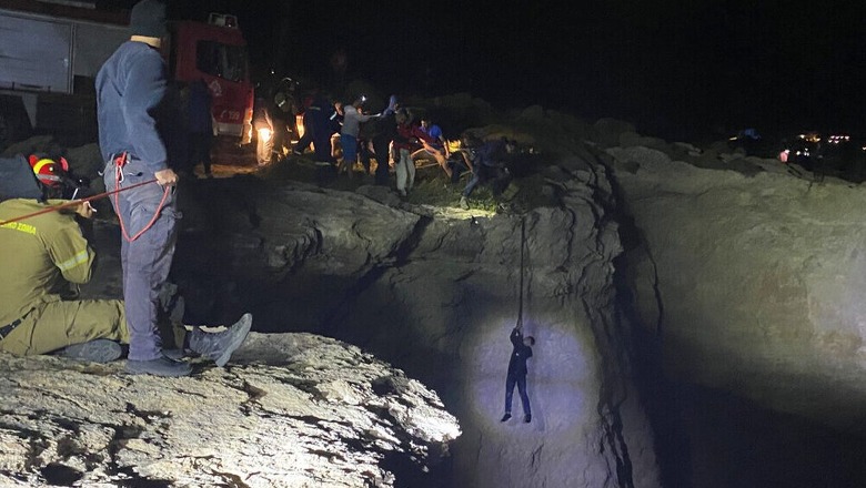 Tragjedi në Greqi, një varkë fundoset, tjetra përplaset me shkëmbin! Vdesin 16 vajza emigrante