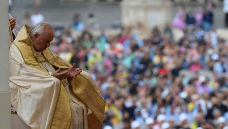 Papa i bën thirrje botës ‘të mësojë nga historia’ mbi kërcënimet bërthamore