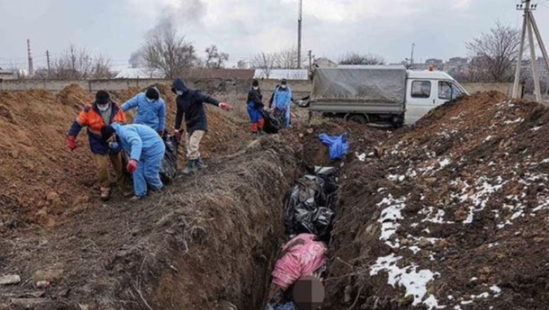 Kiev/ Zbulohen 35 varre masive në Donetsk, zhvarrosen 120 trupa