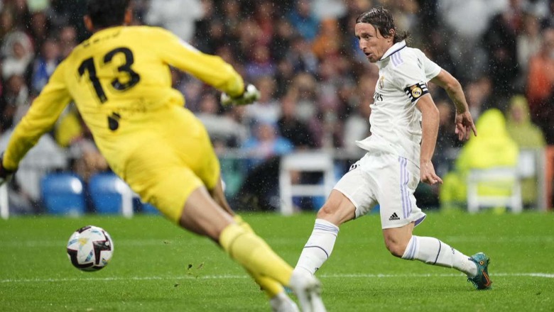 VIDEO/ Real Madrid tre gola për tri pikë, madrilenët qëndrojnë në krye të La Liga