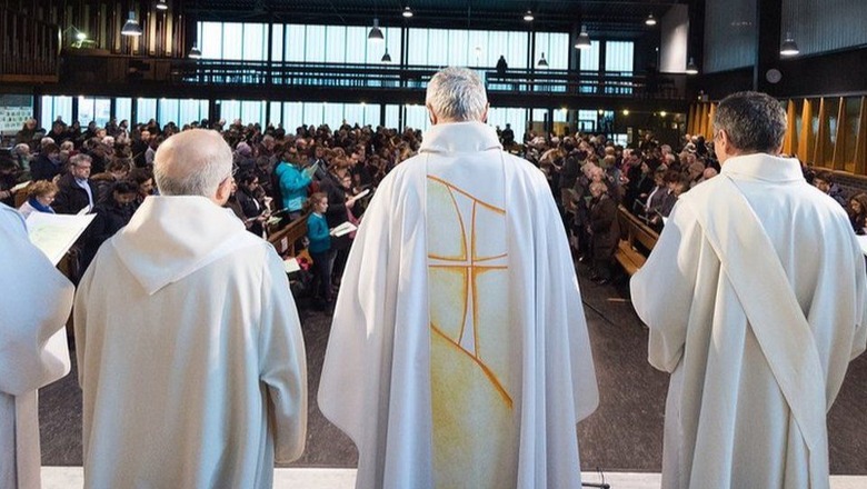 Tronditëse në Francë, 11 peshkopë akuzohen për dhunë seksuale ndaj të miturve! Mes tyre kardinali i emëruar nga Papa Françesku