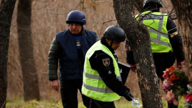 Gjenden 63 trupa me shenja torture në Kherson 