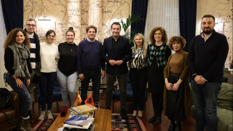 4 qytetet finaliste për titullin 'Kryeqyteti Evropian i Rinisë 2025' mbërrijnë në Tiranë, Veliaj: Të rinjtë e Evropës duhet të jenë bashkë, të rriten si aleatë, jo si armiq