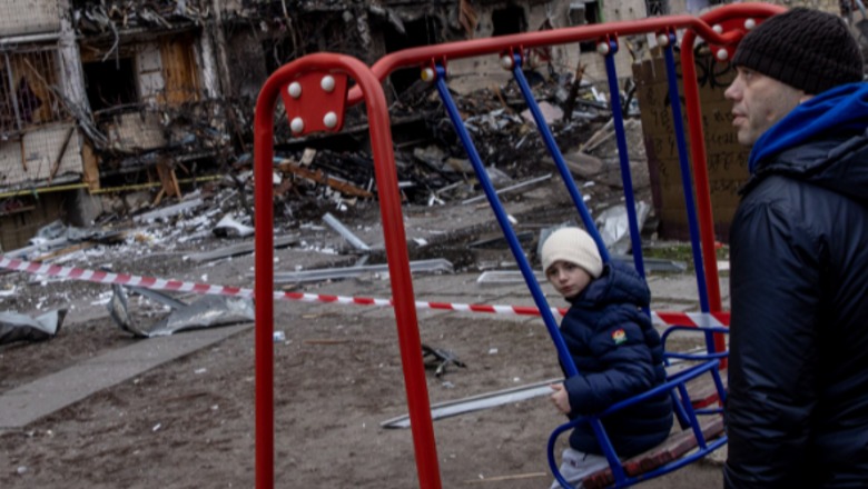 Sulmet ruse në Kherson, goditet dhe një park lojërash
