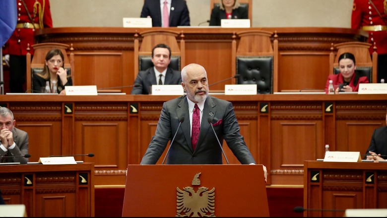 ‘Kuvendi i shqiptarisë’, për dy vende që mund të bëhen një