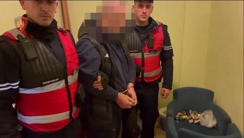 Kapet me pistoletë në lokal 43-vjeçari në Durrës, i dënuar më parë për tentativë vrasje dhe armë pa leje (VIDEO)