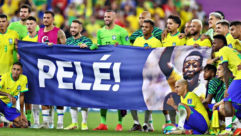 FOTOLAJM/ Pele në spital, lojtarët e Brazilit ia dedikojnë fitoren legjendës së futbollit
