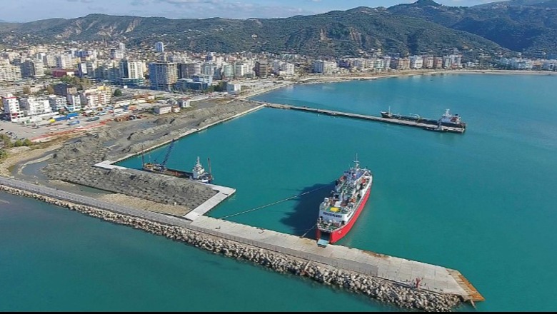 Drejtori i Portit të Vlorës emërohet në një tjetër pozicion, 130 punonjës prej një muaji pa marrë pagën