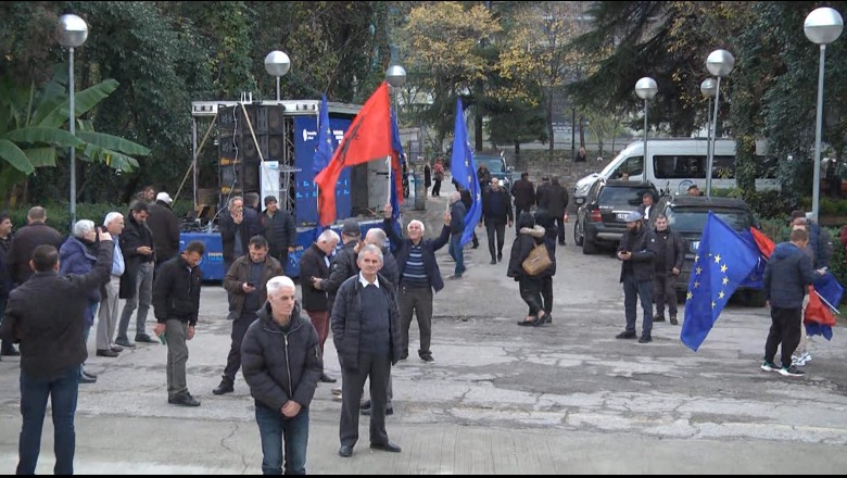 ‘Protestat do vazhdojnë’, Belind Këlliçi për sulmin ndaj Berishës: Opozita nuk u bë kurbani i ndërkombëtarëve siç deshte Rama