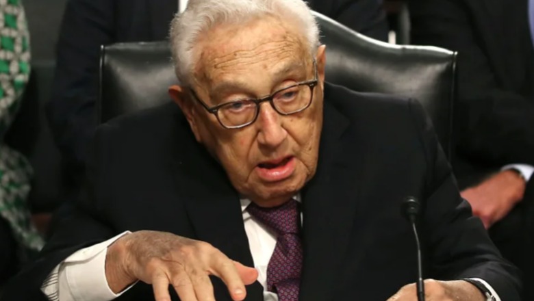 Lufta në Ukrainë, kissinger vazhdon misionin e tij paqeruajtës: Po afron koha për negociatë, po përfunfoj në kaos botëror