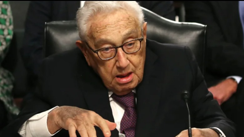 Ukrainë, Kissinger vazhdon misionin paqeruajtës: Koha për negociata, lufta është kaos botëror