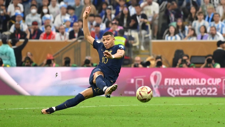 VIDEO/ Fund i 'çmendur' në Katar, Franca 2 gola për 2 minuta me Mbappe! Barazohet ndeshja