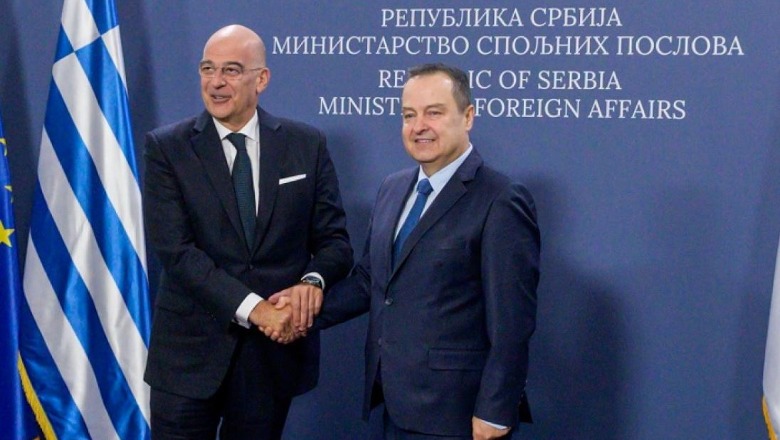Ministri i Jashtëm grek takohet me homologun e tij serb: Turqit po na kërcënojnë me luftë çdo ditë, kanë ide neo-otomane