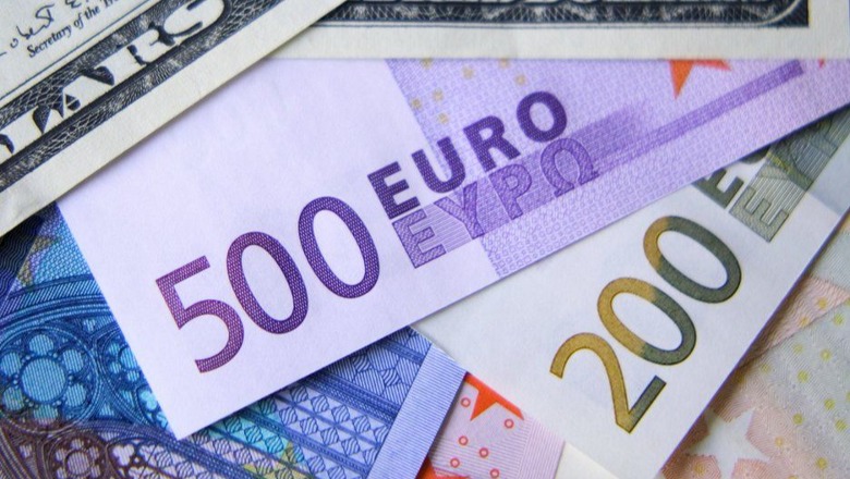 Euro merr tjetër goditje të fortë, shkëmbehet me 112.83 lekë! Agjentët e tregut: Shkak, hyrja e parasë informale në vend
