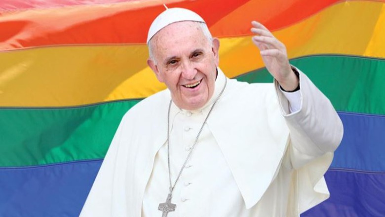 Papa kërkon që t’u jepet fund ligjeve kundër homoseksualëve & LGBTQ+: Homoseksualiteti është mëkat, por jo krim, të mirëpriten në kishë!