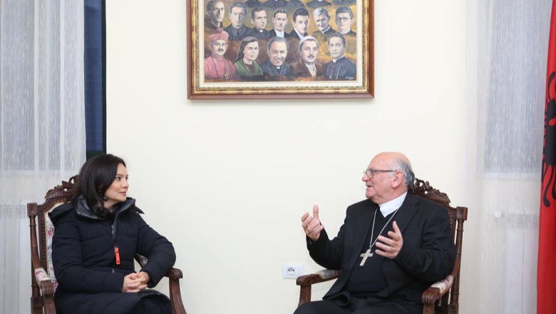 Spiropali takon Presidentin e Konferencës së Ipeshkvnore të Shqipërisë: Mirënjohje për pritjen e ngrohtë nga Imzot Angelo Massafra